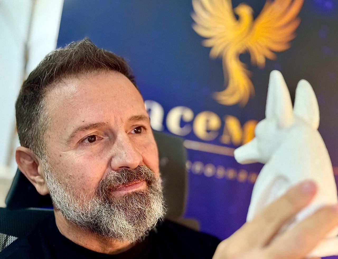 Галерия "Асеман"